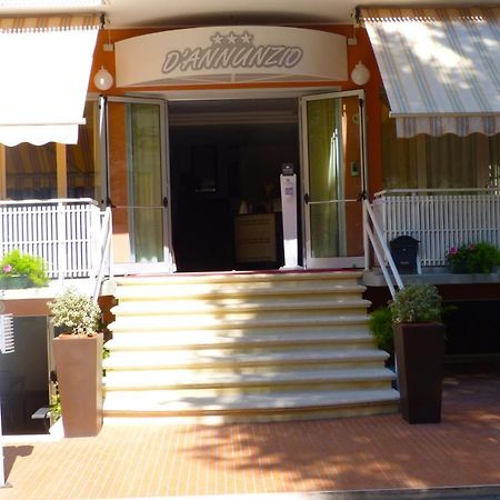Hotel D'Annunzio Cattolica Exterior photo