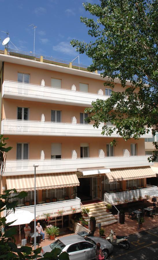 Hotel D'Annunzio Cattolica Exterior photo